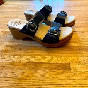 Black Dansko Sophie sandals 37